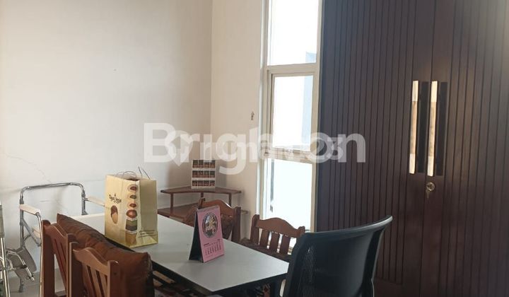 Minimalist House in Rungkut Asri, Ready to Occupy 2