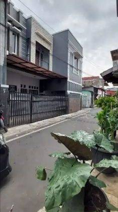 Rumah Lokasi Bagus Di Kemayoran Jakarta Pusat 1