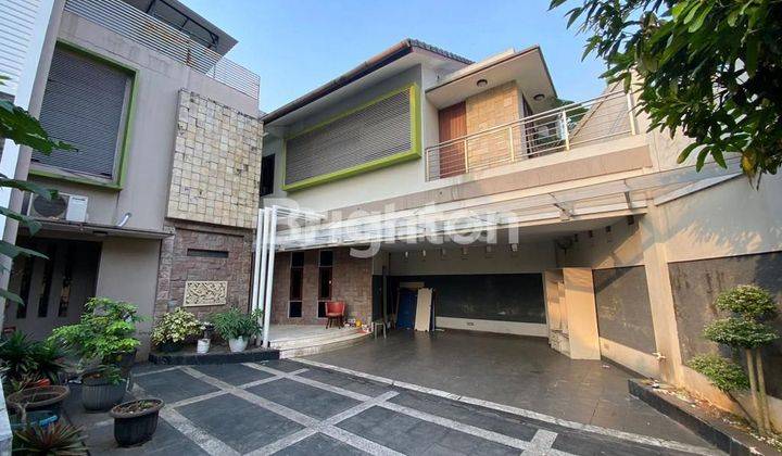 RUMAH CANTIK SEMI FURNISH DENGAN PRIVATE POOL DILOKASI JAGAKARSA JAKARTA SELATAN 1