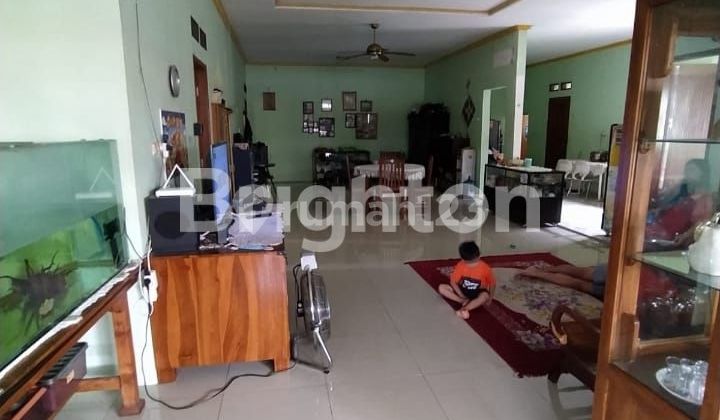 RUMAH SIAP HUNI SANGAT LUAS DAN STRATEGIS DEKAT GRAND DEPOK CITY 2