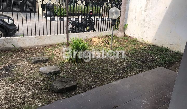 MUKTI DORMITORY OR KLAMPIS NEAR ITS MANYAR PAKUWON CITY