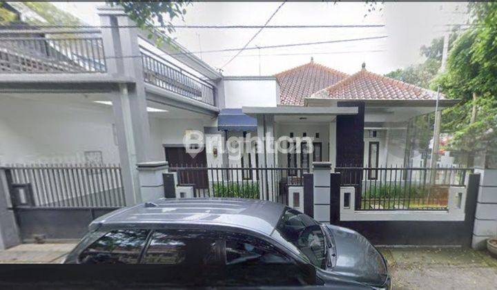 Rumah 1, 5 lantai luas posisi hook di Suhat 1