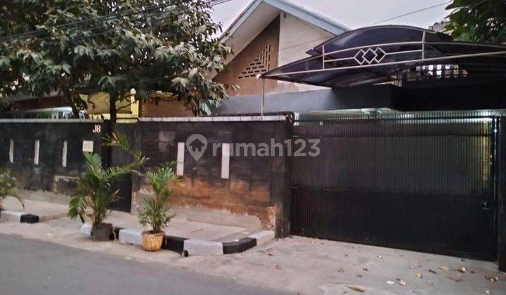 Rumah Bagus 2 Lantai Kramat Lontar Jakarta Pusat 1