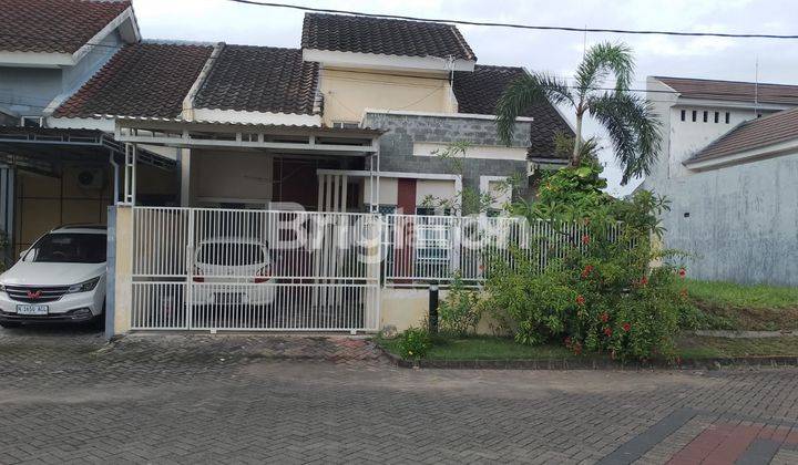 RUMAH SIAP HUNI, MAU CEPAT DI PURI SAFIRA CLUSTER CASABLANCA MENGANTI GRESIK 1