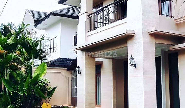 Rumah Lama Terawat Dalam Residence Compound Area Ampera Kemang 1