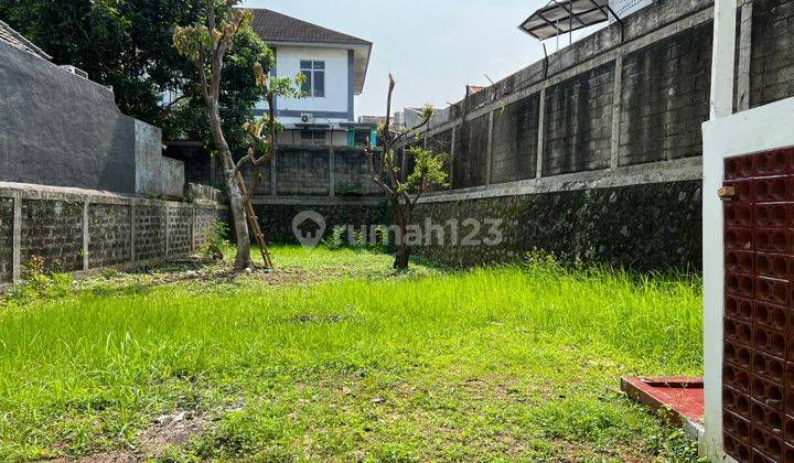 Cepat Rumah Nyaman Di Komplek Berhalaman Luas - Sektor 9 2