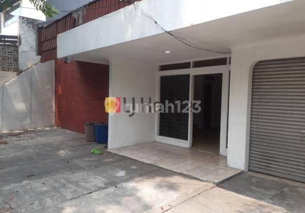 Rumah 2lnt Luas, Strategis, Dijalan Utama, Tomang Jakarta Barat 1