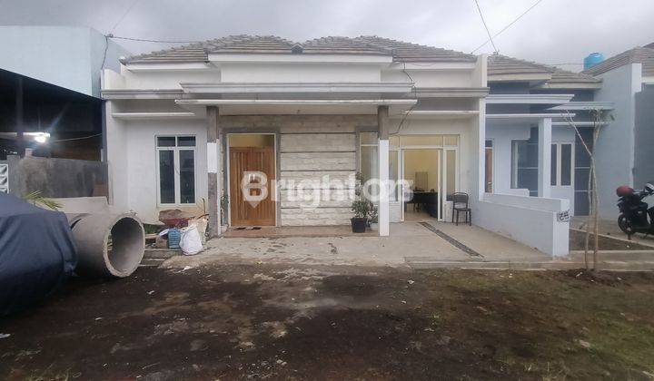 RUMAH CANTIK MINIMALIS 1 LANTAI DI PERUMAHAN JL PELABUHAN KETAPANG, BAKALAN KRAJAN, KEC SUKUN, KOTA MALANG 1