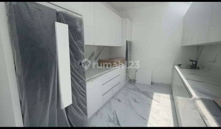 Rumah Mewah Furnished Siap Huni Di Cluster Emerald Mansion 2