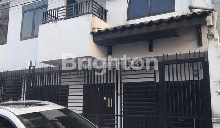 RUMAH 2,5 TINGKAT CEMPAKA MEDAN MAIMUN 1