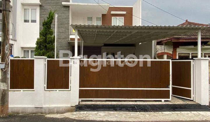 Rumah cantik mewah 2 lantai siap huni di Bekasi Barat 1