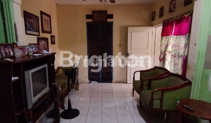 Second-hand house in Villa Tomang Tangerang