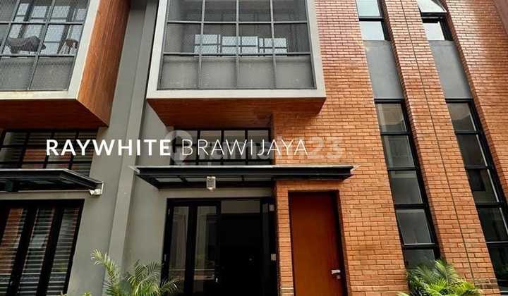 Brand New Townhouse Kemang Terusan
