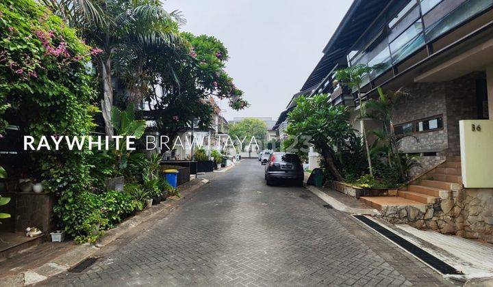 Townhouse Siap Huni Area Kemang Raya Lokasi Strategis 2