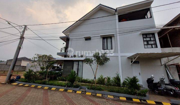 ruang tamu rumah siap huni & strategis