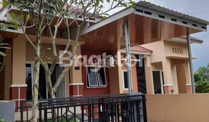 Rumah Cantik 1,5 Lantai Di Pudak Payung, Siap Huni 2