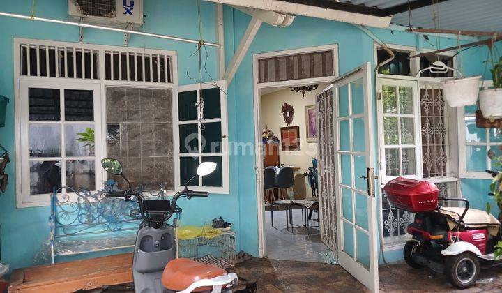 Rumah siap huni HARGA 1M an komplek di Petukangan Pesanggrahan 1