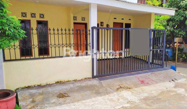 RUMAH HOOK MODERN STRATEGIS DI BANJARARUM SINGOSARI KOTA MALANG 1