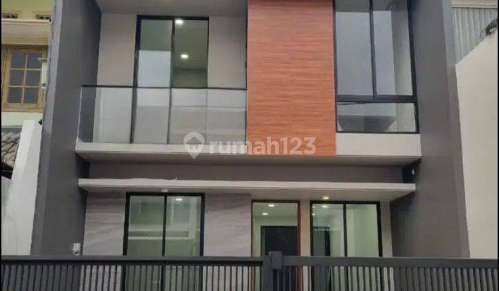 Rumah Baru Gress di Babatan Pantai Utara Surabaya 1