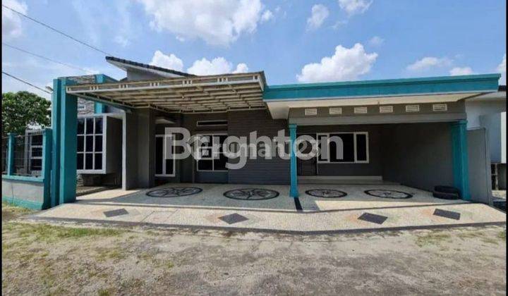 RUMAH CANTIK POSISI HOOK DALAM KOMPLEK 1