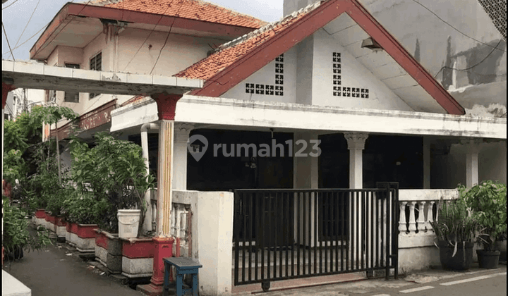 Rumah Lokasi Strategis di Cempaka Putih Jakarta Pusat 1