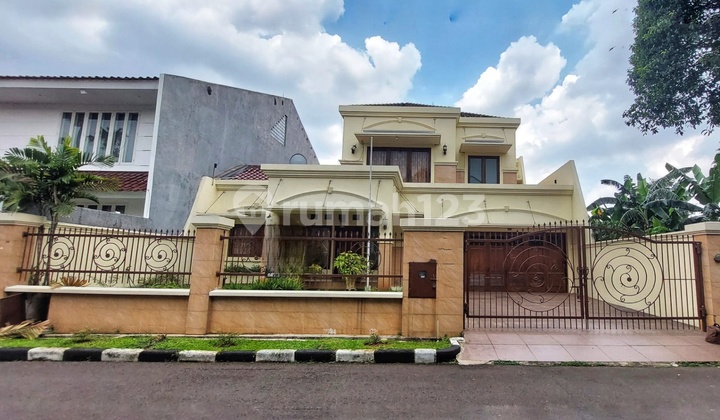 Rumah Asri Cantik Bagus Lokasi Strategis Harga Murah di Bintaro  Pesanggrahan