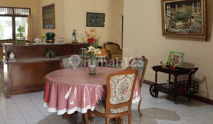 Di  Rumah di Jl Haji Samali pejaten pasar minggu Jakarta Selatan