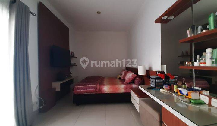 Rumah bagus Full Furnish di bintaro sektor 9 2