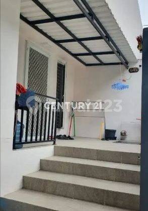 Rumah Di  Full Furnished Di Tomang Jakarta Barat 2