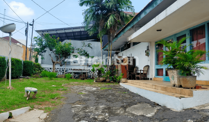 RUMAH CANDI BARU SEMARANG HITUNG TANAH DI AREA PERUMAHAN MEWAH 1