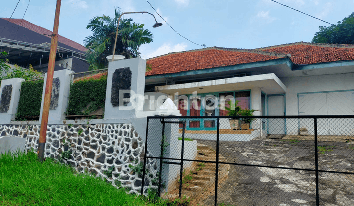 RUMAH CANDI BARU SEMARANG HITUNG TANAH DI AREA PERUMAHAN MEWAH 2