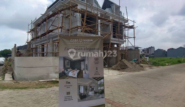 Rumah Baru dan Mewah bergaya Eropa di Casa Varya Residences, Jakarta Barat 2