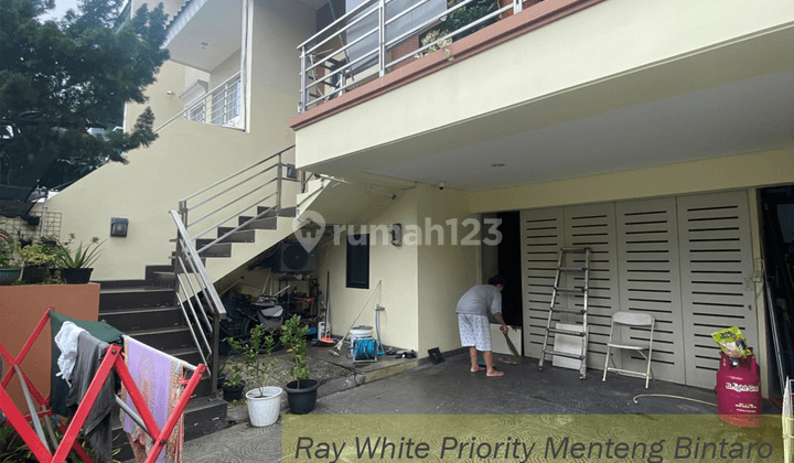 Rumah Mewah 3 Lantai di Kebayoran Lama, Jakarta Selatan #HR 2