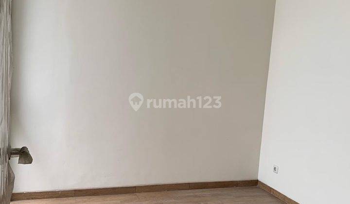 Rumah Baru 2 Lt  Di Cluster Dakota Suvarna Sutera 1