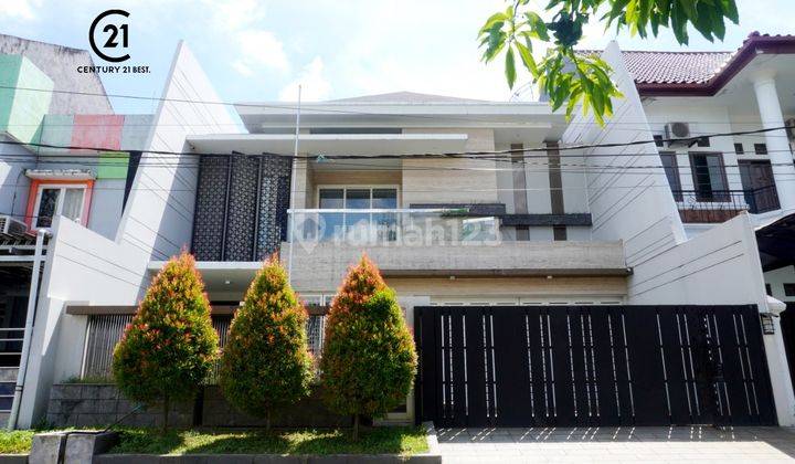 RUMAH TENGAH KOTA KOMP CHRYSANT MAKASSAR 1