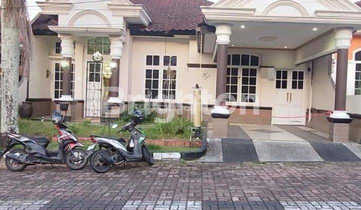 BALIKPAPAN RUMAH HOMY COZY FULL FURNISH SIAP HUNI DALAM PERUMAHAN MEWAH 1