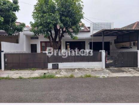 RUMAH EKSKLUSIF DI PONDOK INDAH HARGA MURAH 1