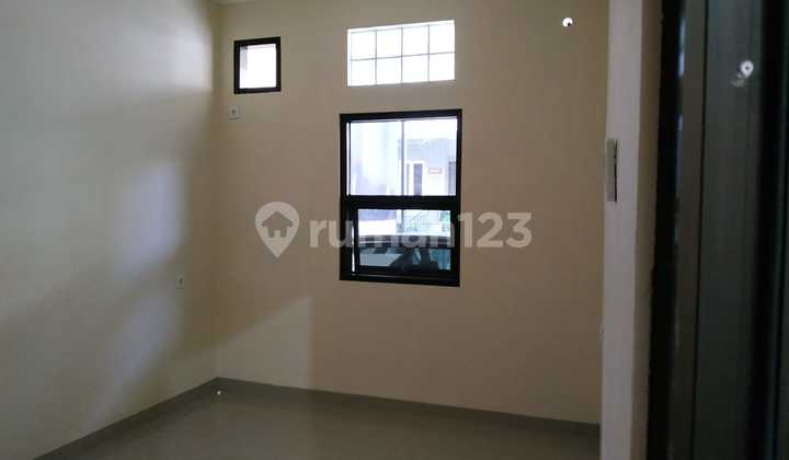 Rumah DI GADING ELOK TIMUR,KELAPA GADING 2