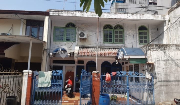 Rumah Kost di Permata Biru *