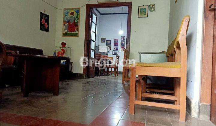 3 RUMAH 1 SERTIFIKAT  LOKASI SEMPUR BOGOR 2