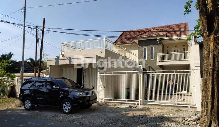 RUMAH SANGAT ISTIMEWA / RUMAH + TOKO 2 LT+ROOFTOP DI MANUKAN 1