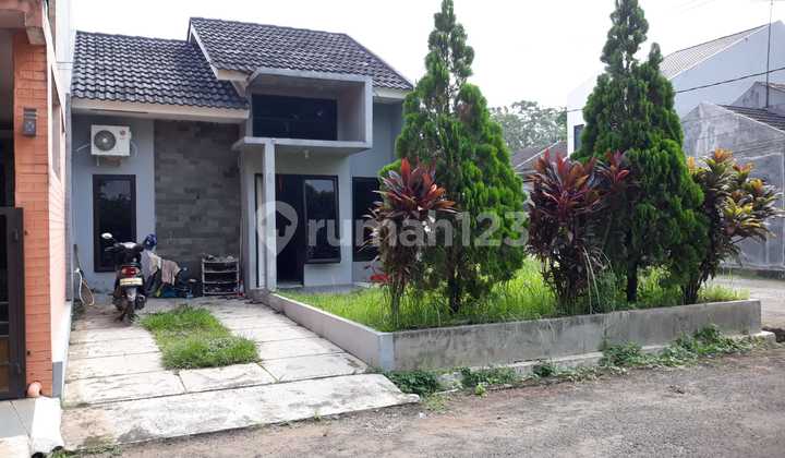 Rumah Bagus Rapih Di Tapos Cibinong Rumah Bagus Rapih Di Tapos Cibinong