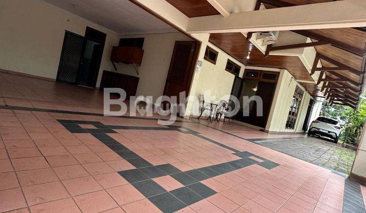 HOT SALE RUMAH BESAR BAGUS LAYAK HUNI HARGA DI BAWAH NJOP TEBET DALAM JAKARTA SELATAN 2