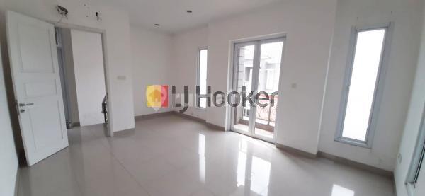 For Sale Beautiful Corner House Attractive Price Karelia Gading Serpong 2