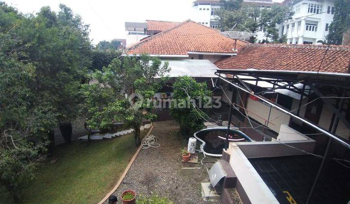 Rumah lama cocok untuk  Guest House atau Cafe Taman , Dago atas 1