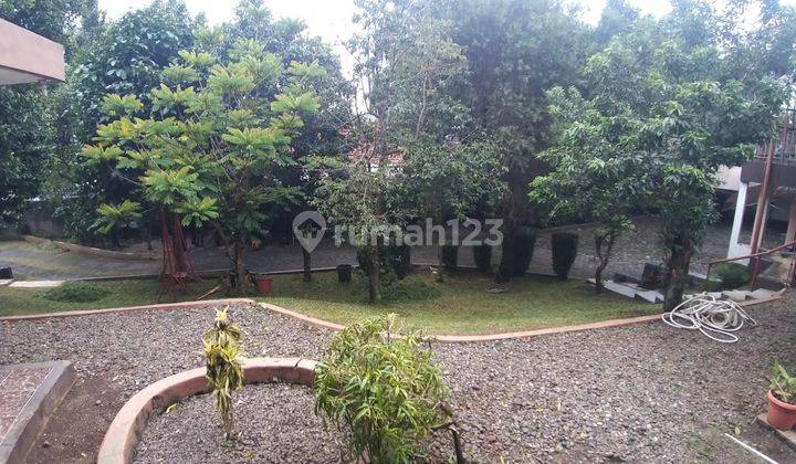 Rumah lama cocok untuk  Guest House atau Cafe Taman , Dago atas 2