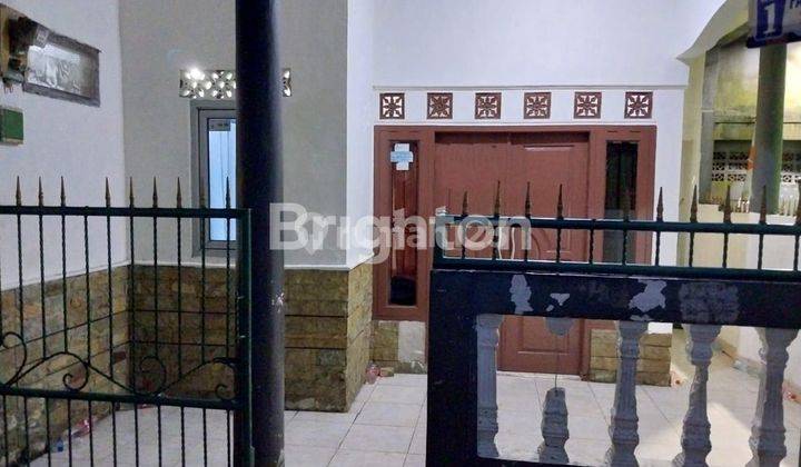 RUMAH KOSAN 3 LANTAI FULL DI KAWASAN STRATEGIS 1