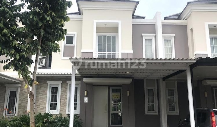 Rumah cantikTerawat di Savia BSD City Nusaloka Dekat Tol Rumah cantikTerawat di Savia BSD City Nusaloka Dekat Tol