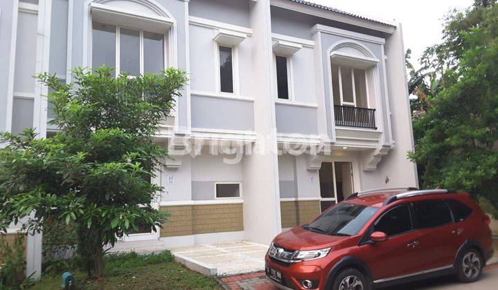 Rumah di pusat kota BSD Cluster Sevilla Park 1