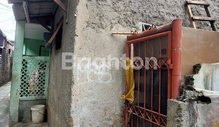 RUMAH MASUK GANG PALMERAH KEMANGGISAN JAKARTA BARAT 2